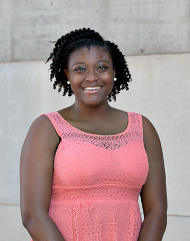 Ariana Molokwu Headshot.png